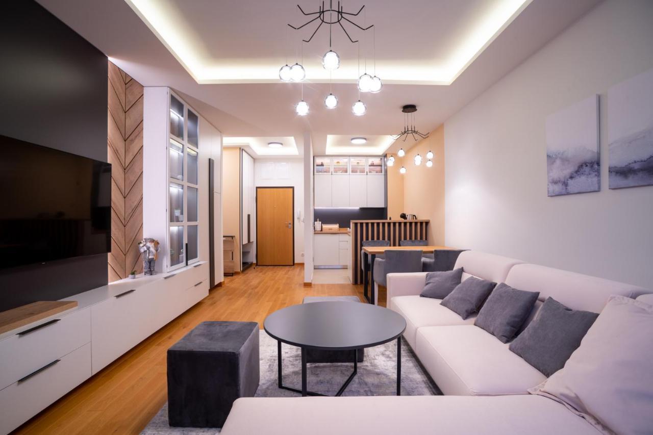 Apartman G8 Deluxe Пале Екстер'єр фото